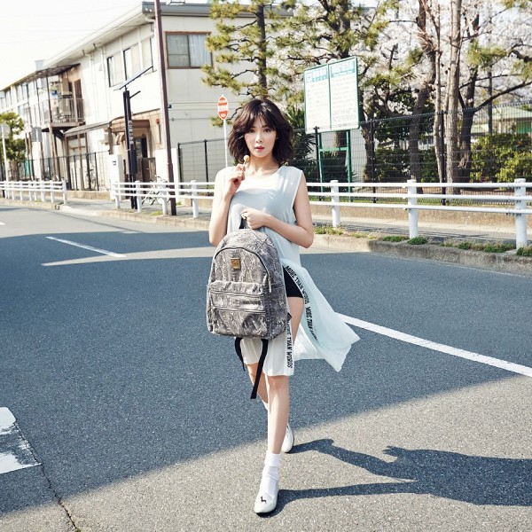 无水印金泫雅高清壁纸