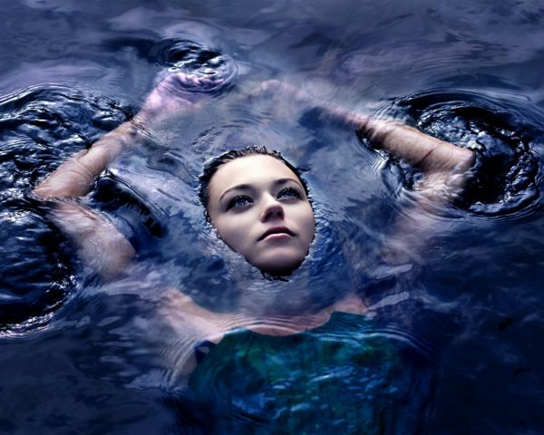 孤独将我淹没2，意境壁纸