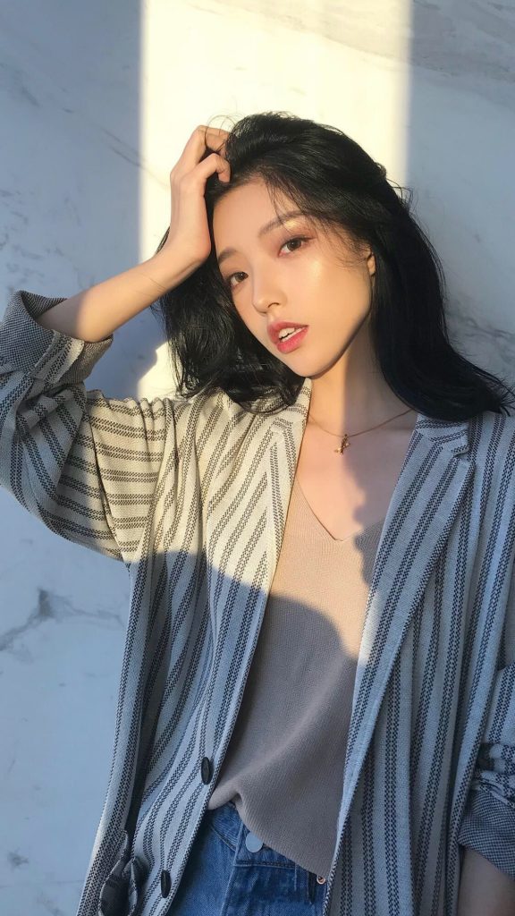 个性美女手机壁纸